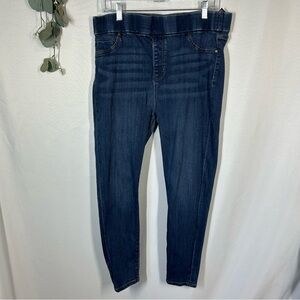 Liverpool | High Rise Pull On Elastic Waist Skinny Leg Jeans Women's Size 16/33